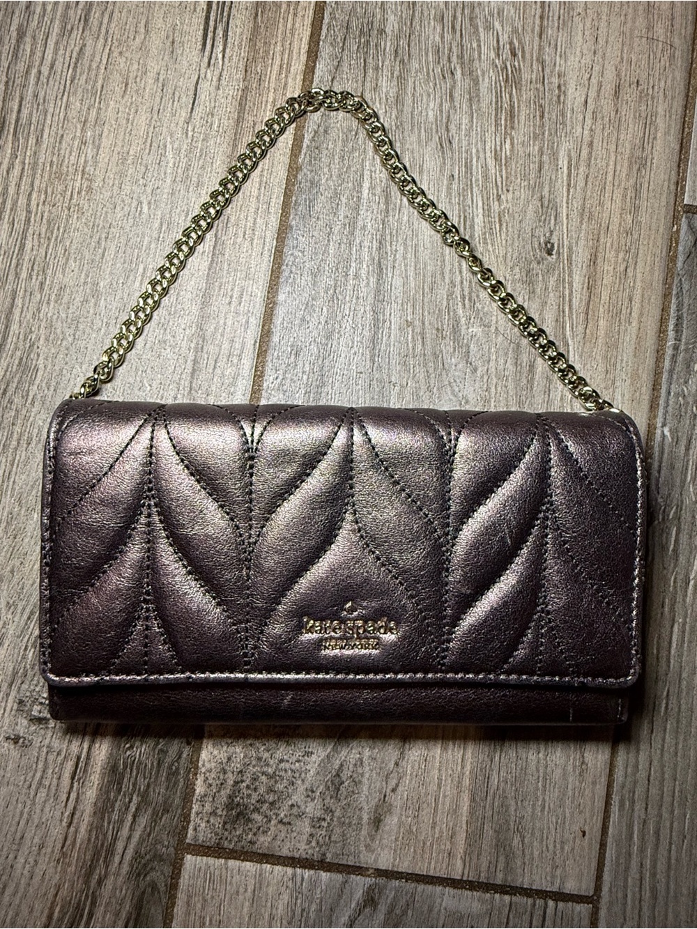 kate spade metallic plum quilted chain clutch in gold-accented finish